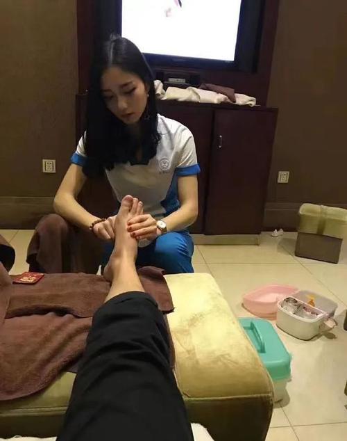 喝茶畅谈人生